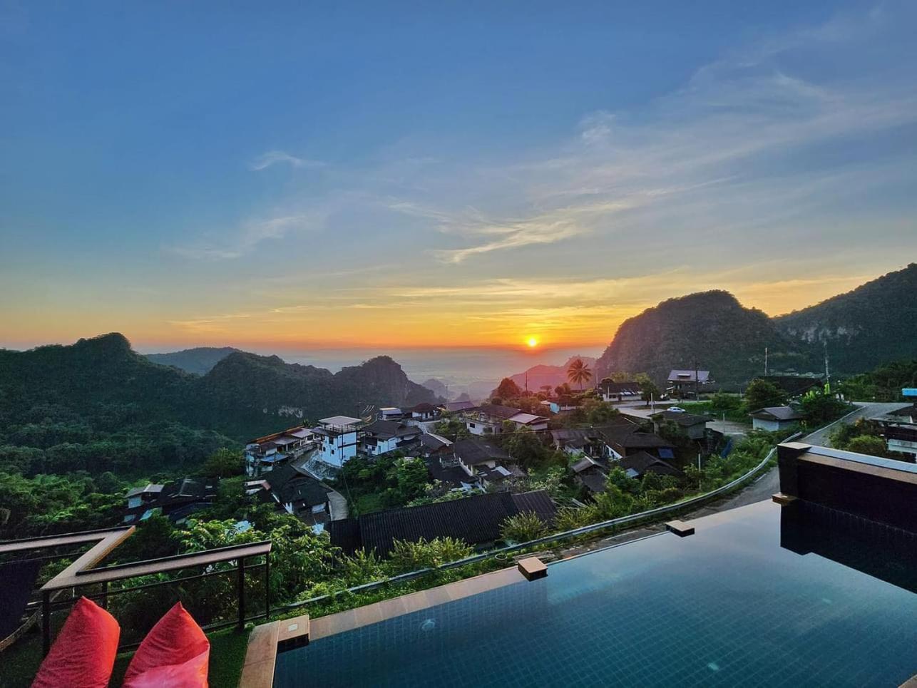 Oasis Phamee Bed & Breakfast Ban Pha Mi Ngoại thất bức ảnh